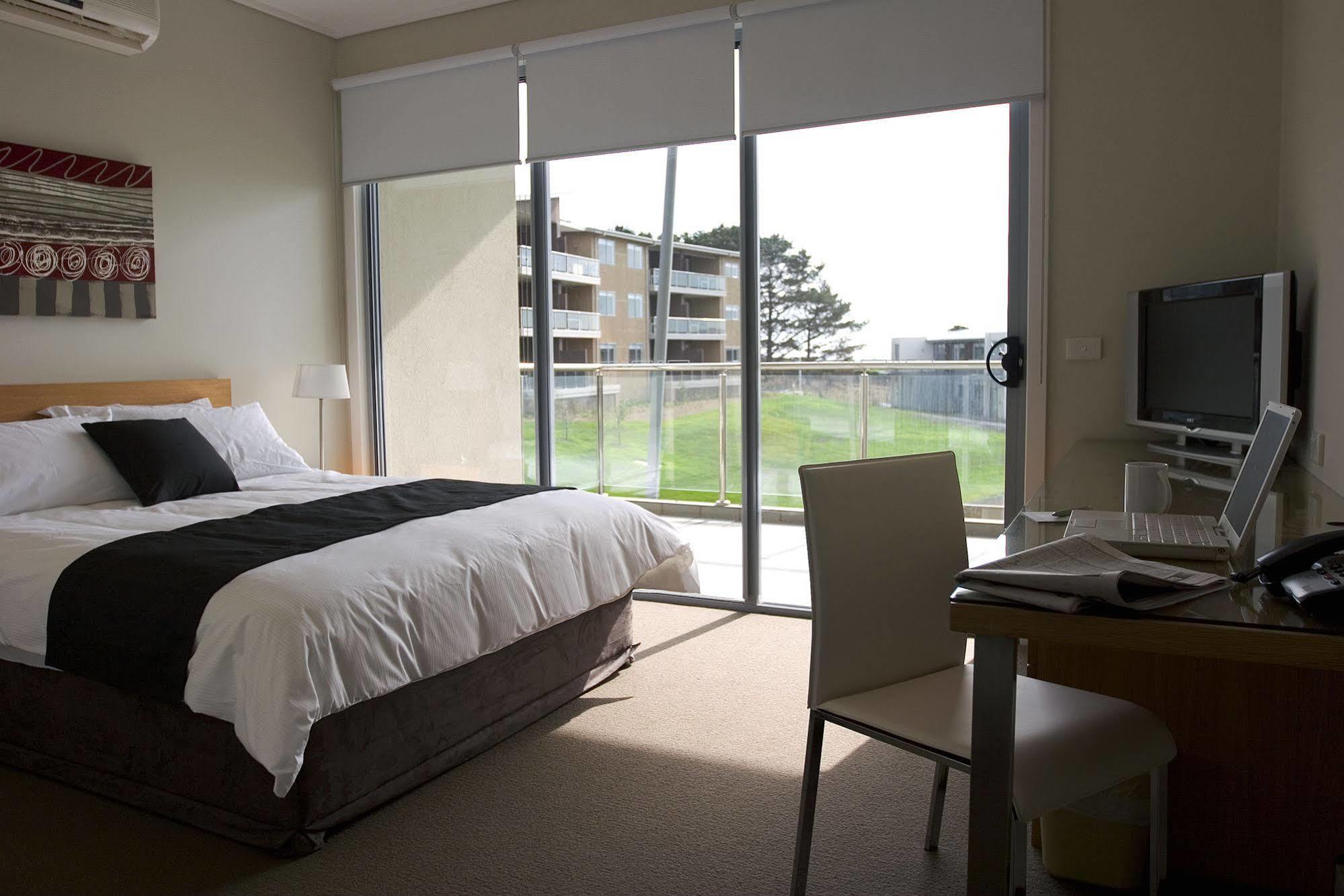 Silverwater Resort Phillip Island San Remo Exteriör bild